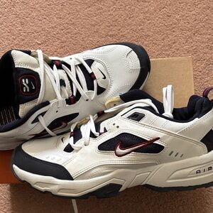 Nike Air Monarch IV white and navy